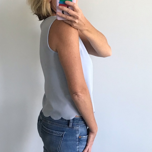 Blue Scallop Hem Tank - Picture 5 of 6